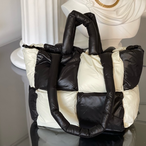 New Black and white color Down Puff Shoulder Bag Handbag Puffy Soft Carry Bag - Picture 4 of 11